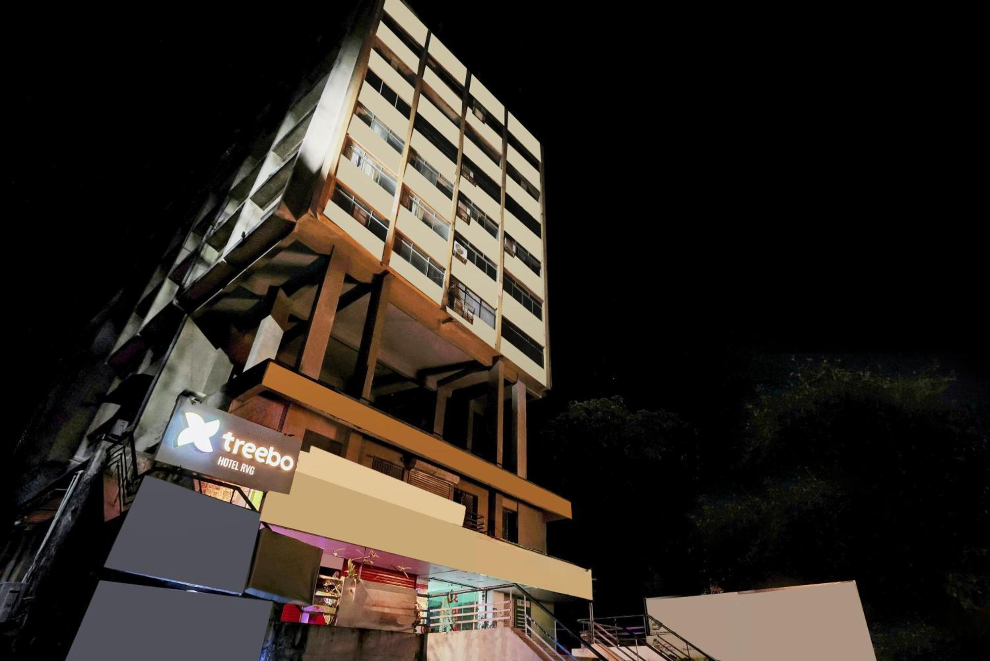 Treebo Rvg Hotel Vadodara Bagian luar foto